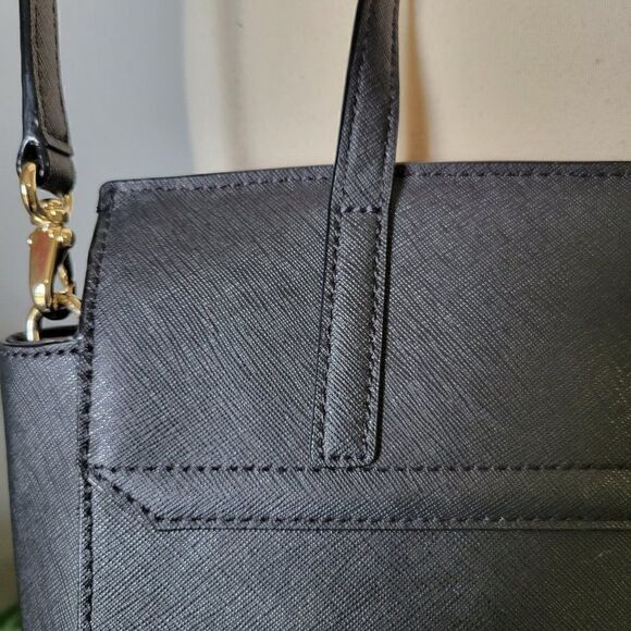 USED ONCE KATE SPADE GENUINE LEATHER CROSSBODY BLACK BAG - Picture 4 of 16